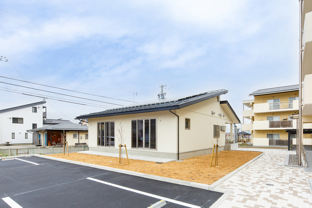 県営住宅アルプス団地集会所写真２